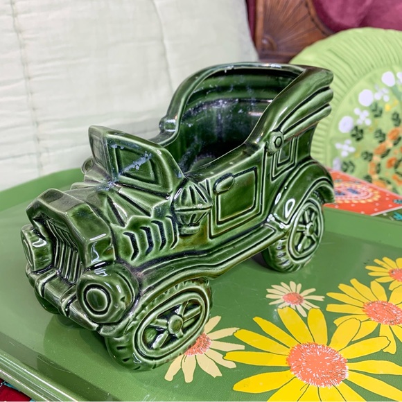 MCM Car Planter - Picture 3 of 9